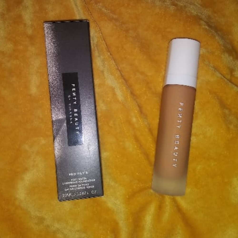 Fenty Beauty/Foundation